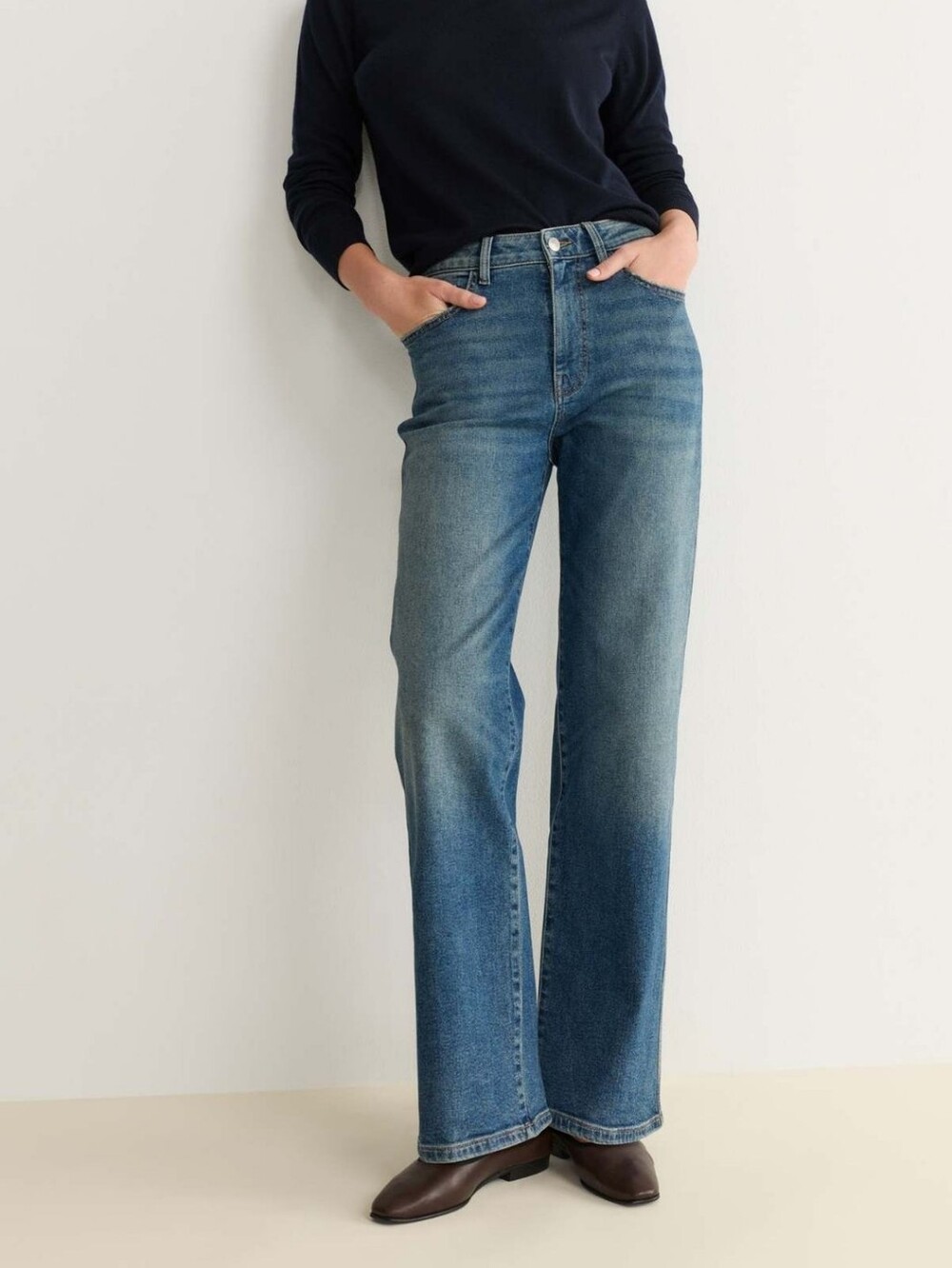 WARP + WEFT SAT San Antonio 90s Straight Leg Jeans Blue Size 26